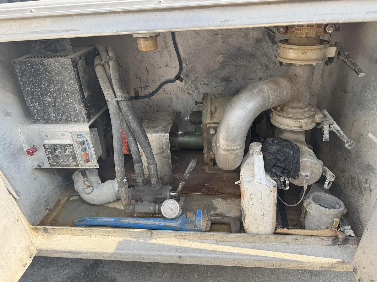 Used 2013  Potable Water Truck