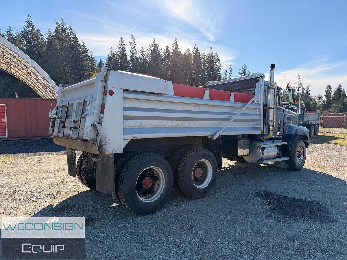 Used 1995 Mack CL713 TA Dump Truck