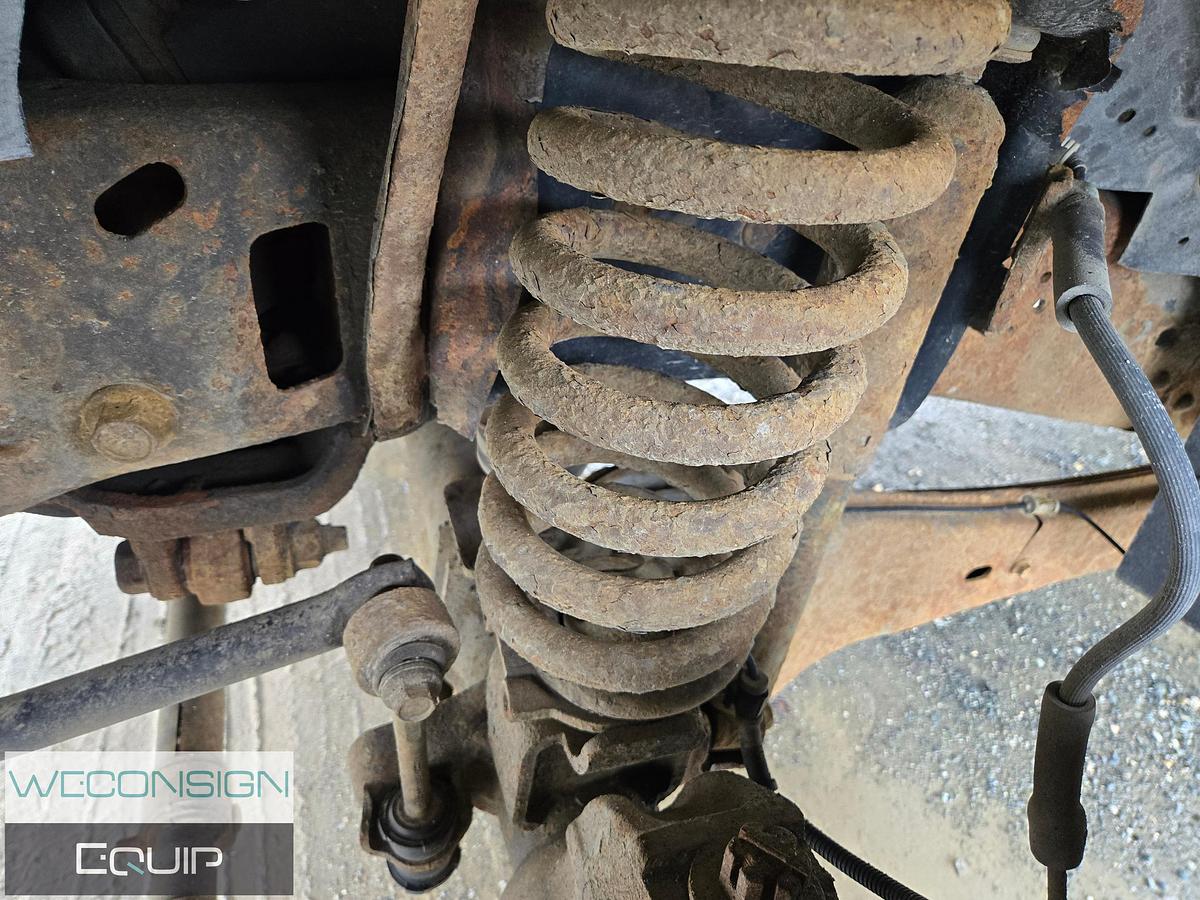 Used 2006 Ford F450 XL Flat Deck Knuckle Boom Truck