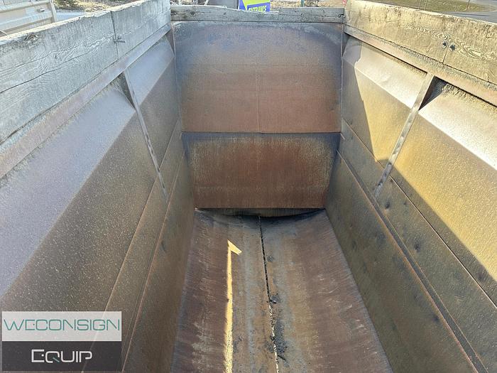 Used 2007 Midland MG38TC3000 Tridem Belly Dump