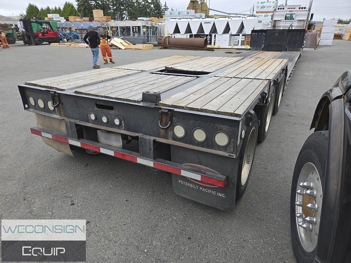 Used 2011 XL Tri-Axle RGN Lowbed