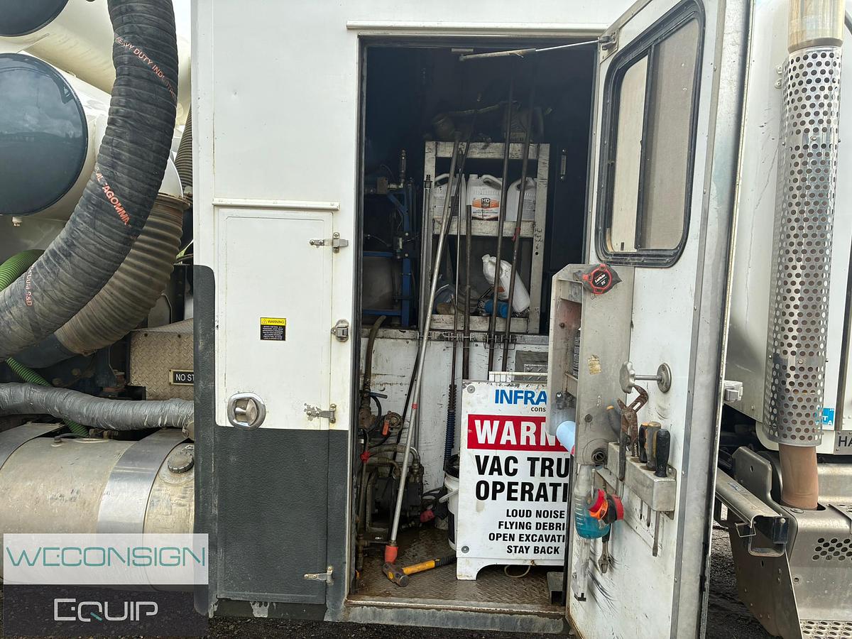 Used 2016 Kenworth T800 Tri Axle Hydrovac