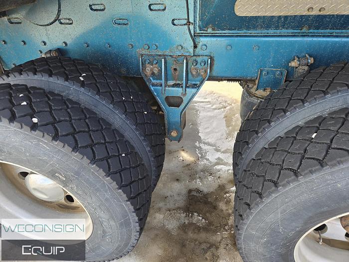 Used 2012 Kenworth Tan Tri