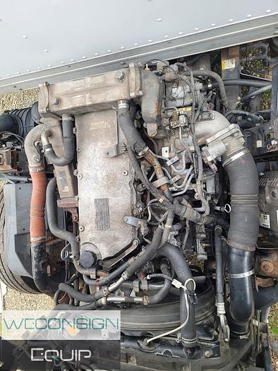 Used 2011 Isuzu NPR 18' Box/Van