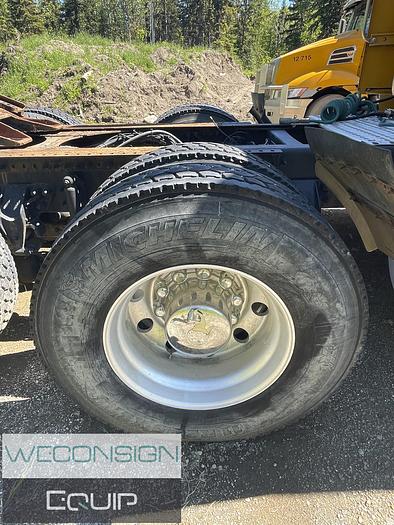 Used 2013 Volvo VNL HWY Truck Tractor