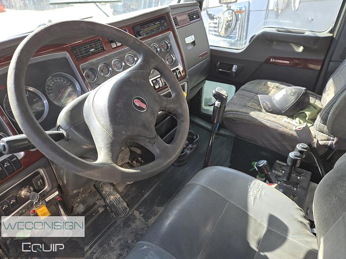 Used 2006 Kenworth TA Dump Truck