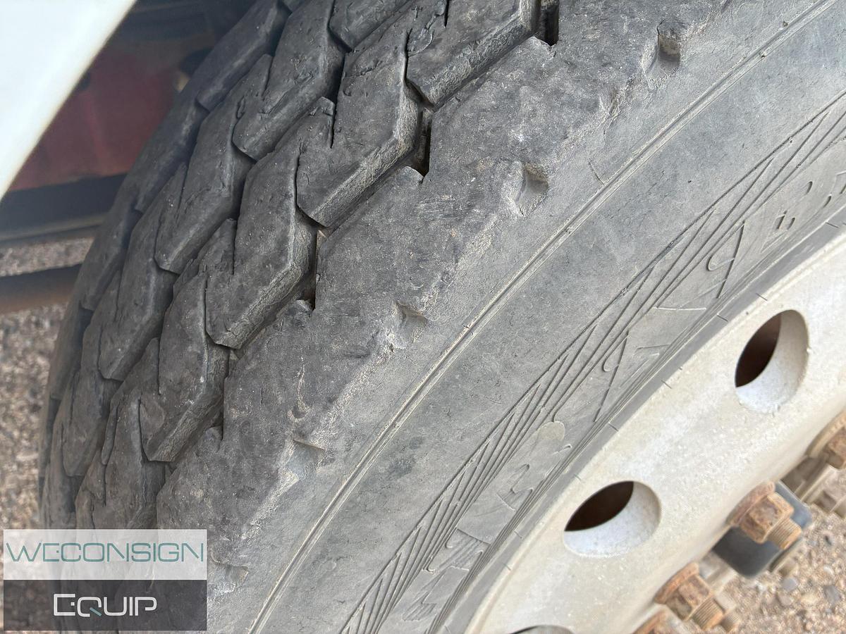 Used 2010 Kenworth SMV01