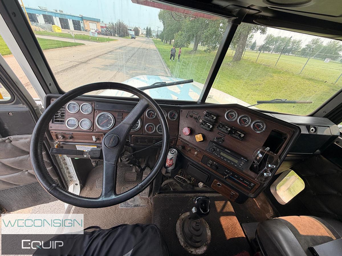 Used 2007 Freightliner FLD120 Snubbing Unit