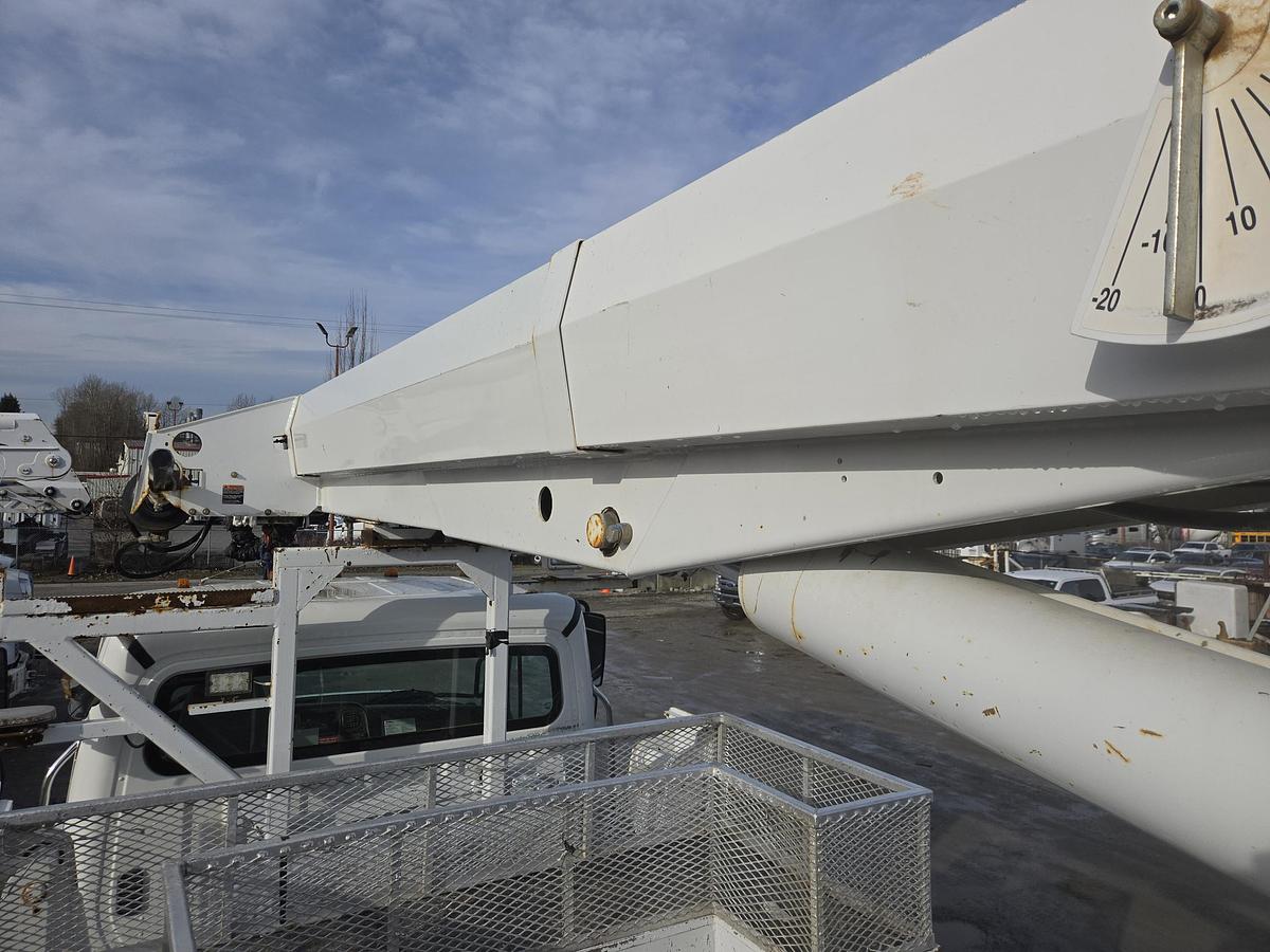 Used 2013 Freightliner 114SD TA Digger Truck