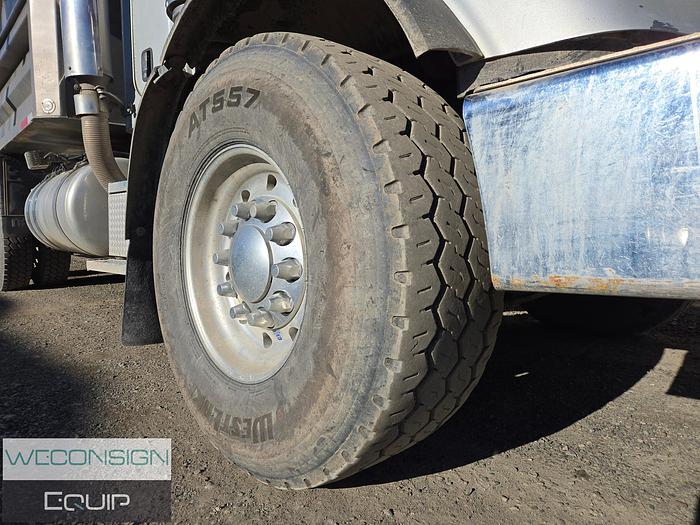 Used 2009 Peterbilt 367 TA Dump Truck