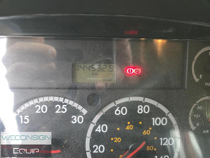 Used 2009 Freightliner M2 Tow Truck