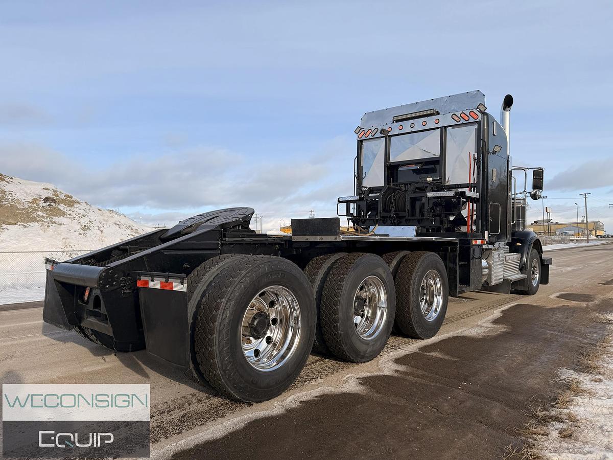 Used 2015 Peterbilt 367