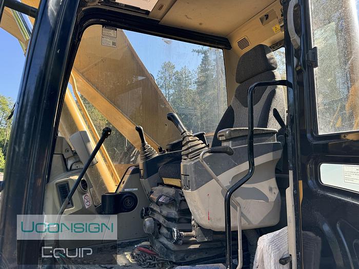 Used 2007 CAT 320CLU Excavator