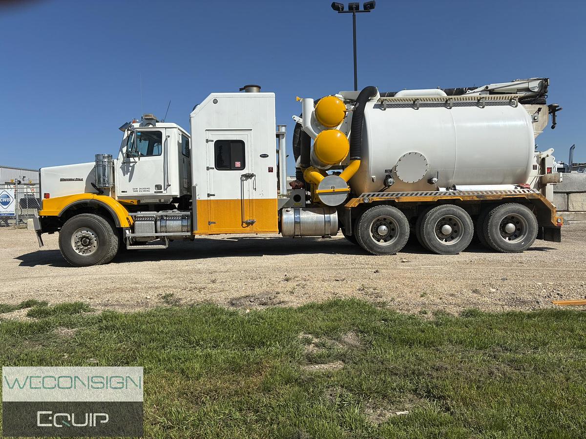 Used 2013 Western Star 4900SB