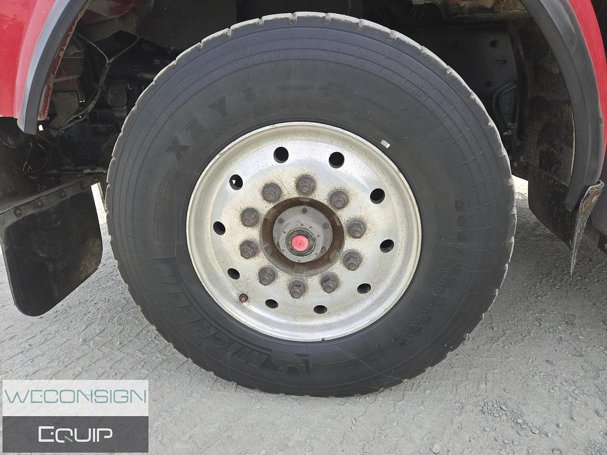 Used 2001 Kenworth T800 TA Lowbed Truck