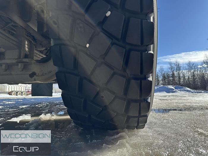 Used 2014 Freightliner Coronado 122SD - #02034