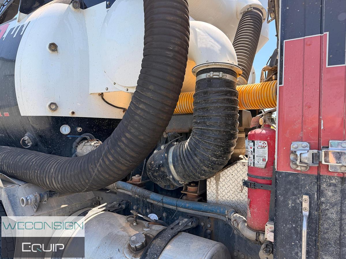 Used 2019 Western Star 4700SF Vacuum Excavator Truck