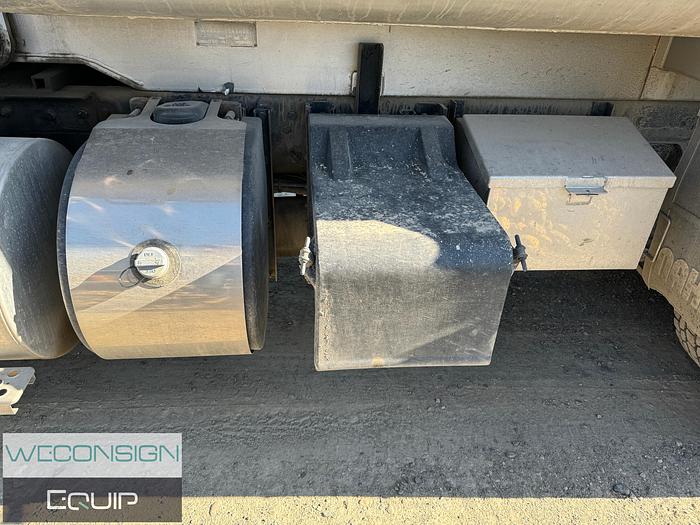 Used 2017 Kenworth T880 Dump/Gravel