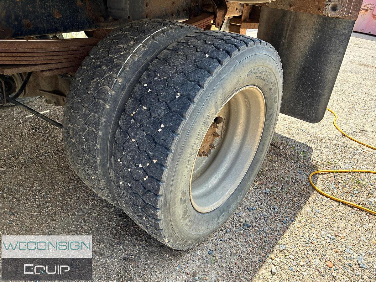 Used 2006 GMC 5500 Flat Bed Truck