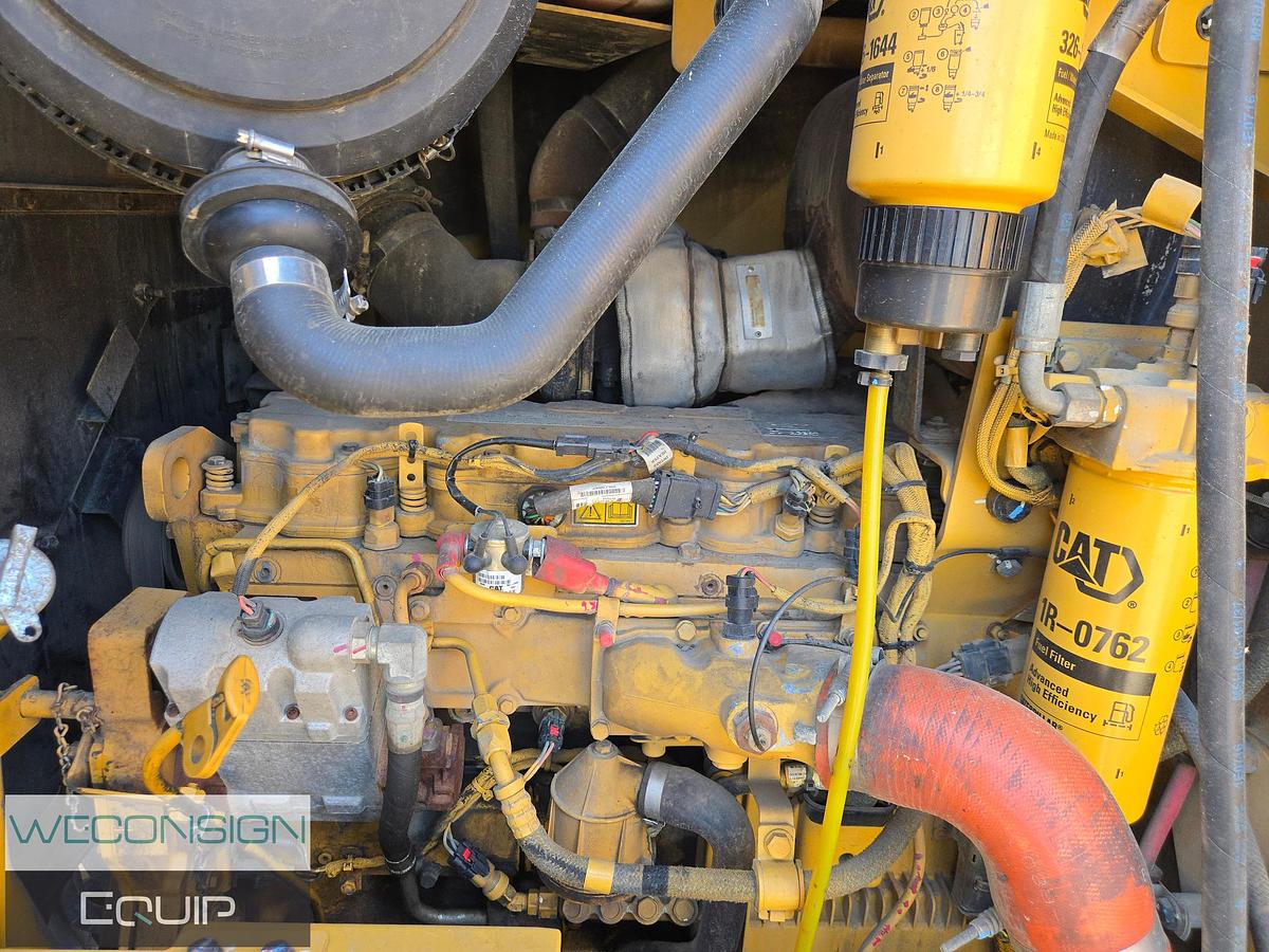 Used 2014 CAT 140M Grader