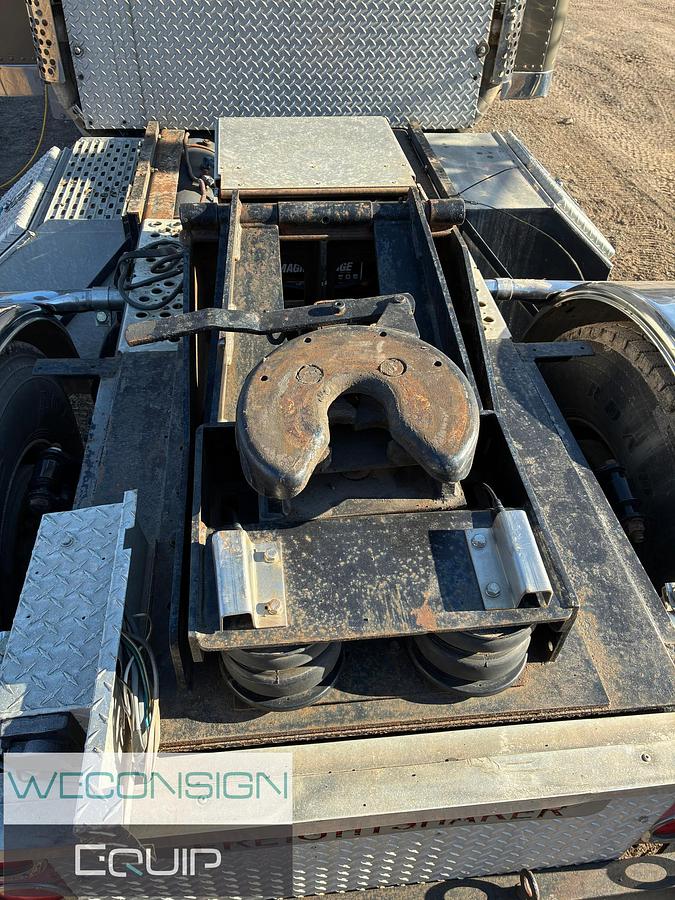 Used 1995 Freightliner FL106