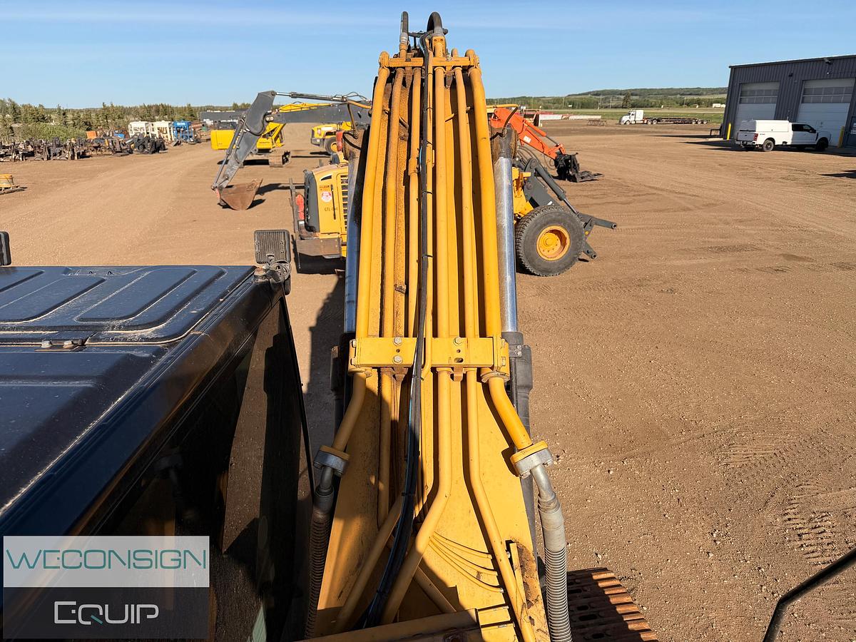Used 2014 CAT 320E Excavator