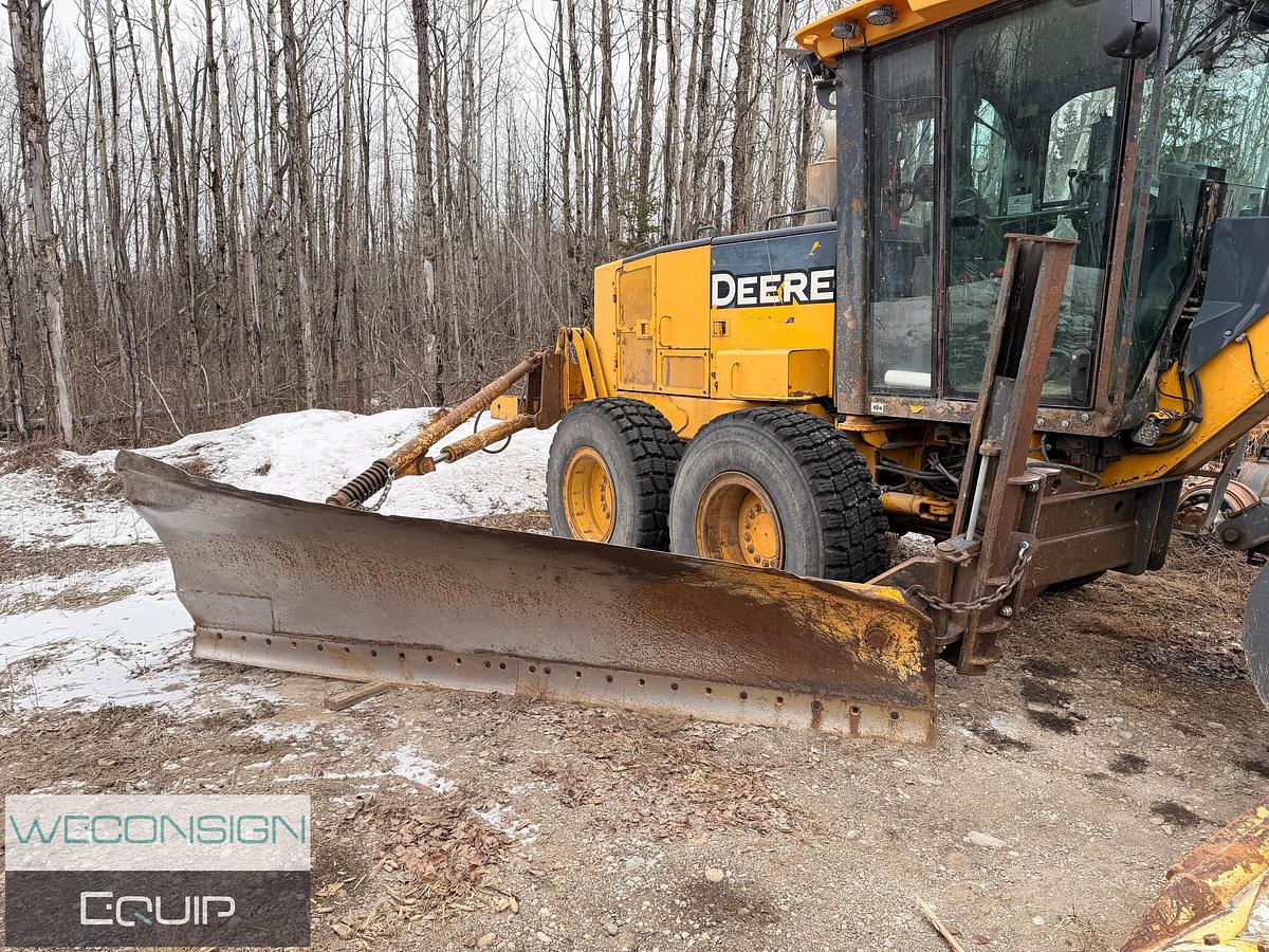 Used 2006 John Deere 872 Grader