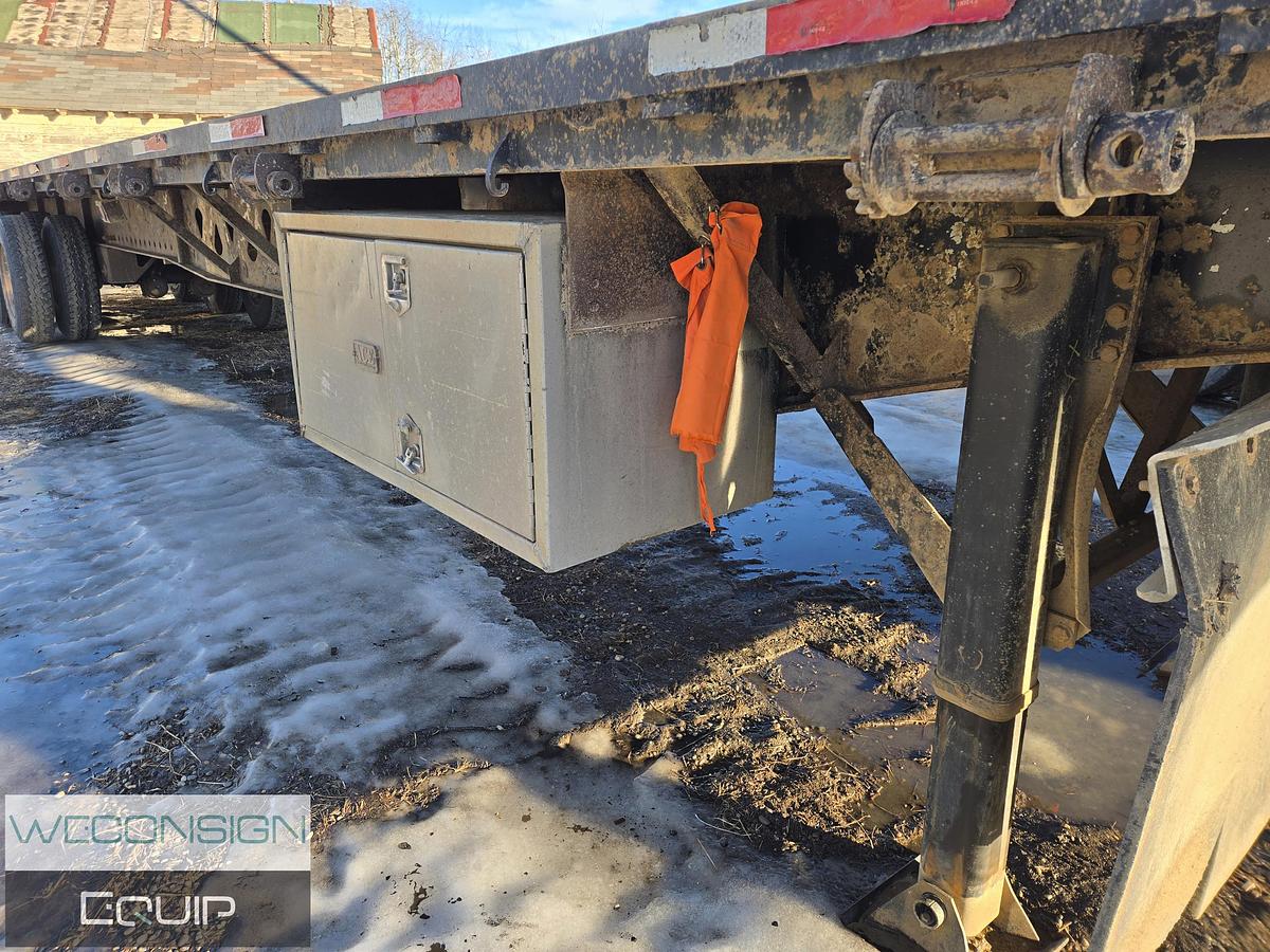 Used 2006 Manac 53' Flat Deck Sliding Axle