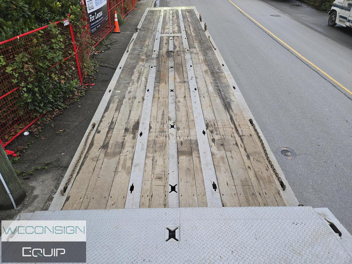 Used 2023 Globe 55 Ton Lowboy Trailer