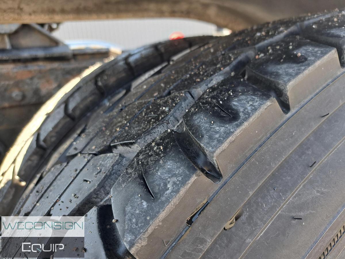 Used 2022 Peterbilt 389 Sleeper Truck Tractor