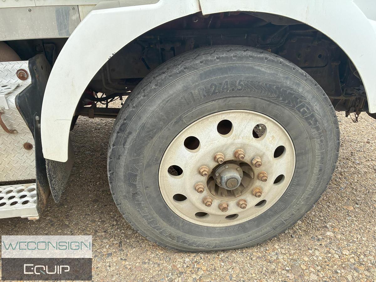 Used 2010 Kenworth SMV01