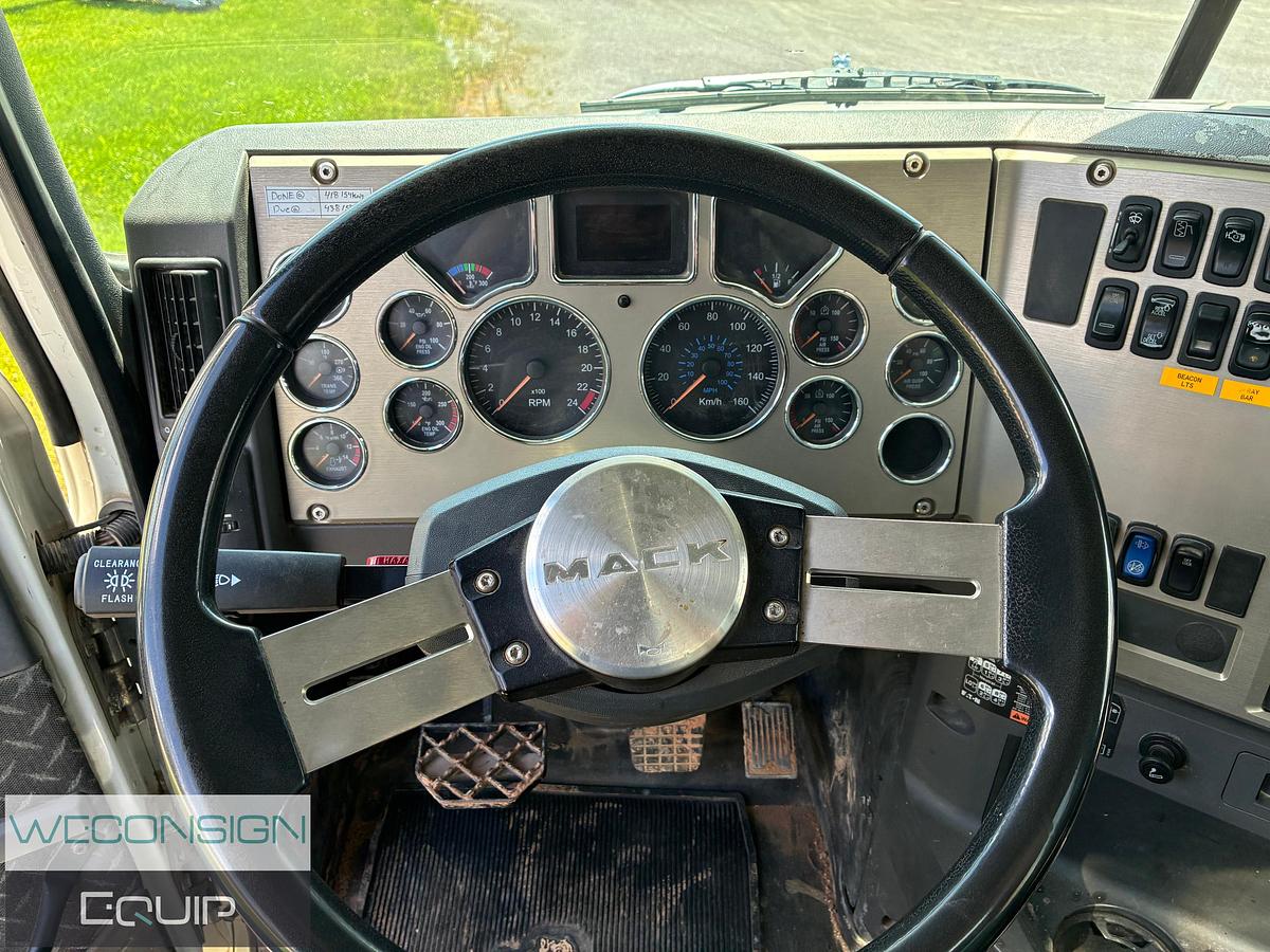 Used 2008 Mack GU713 Water Truck