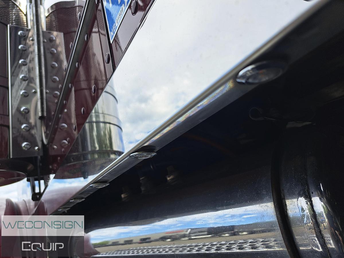 Used 2022 Peterbilt 389