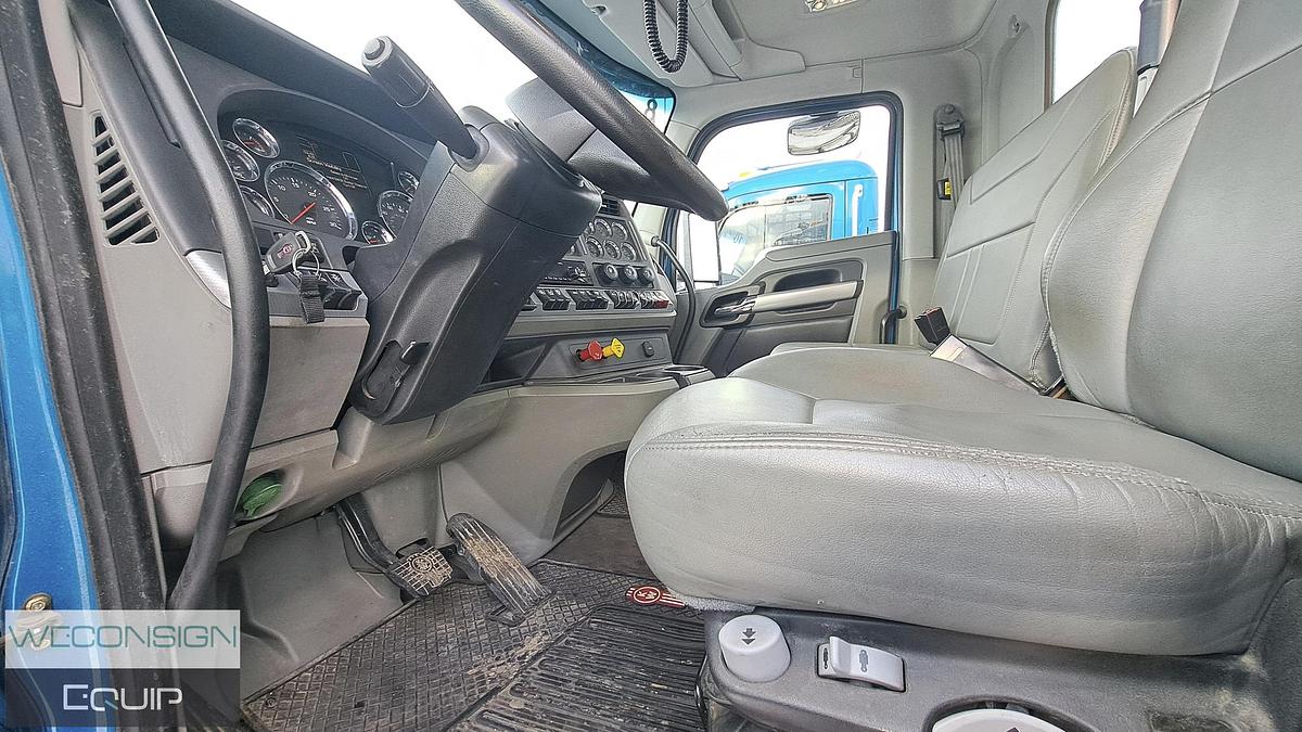 Used 2020 Kenworth T880