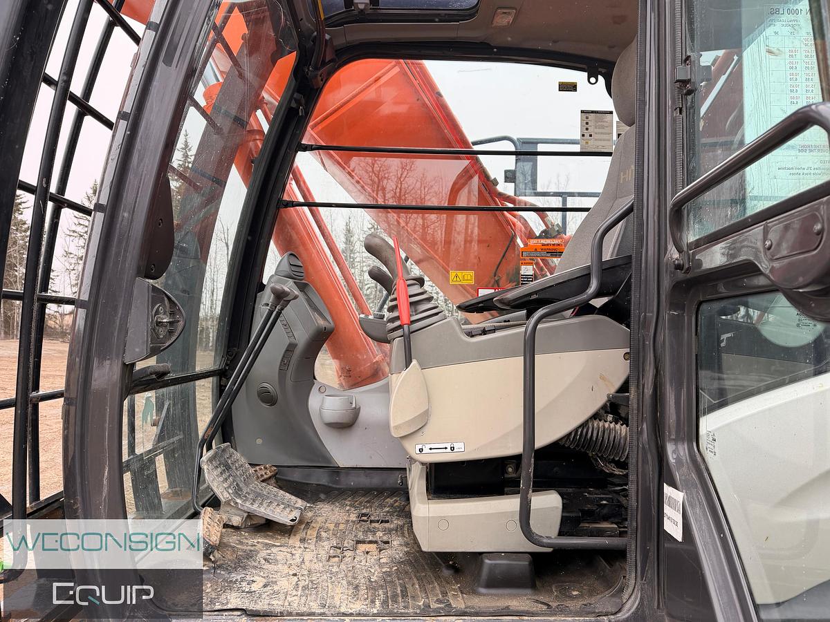 Used 2014 Hitachi ZX210LC-5N Excavator