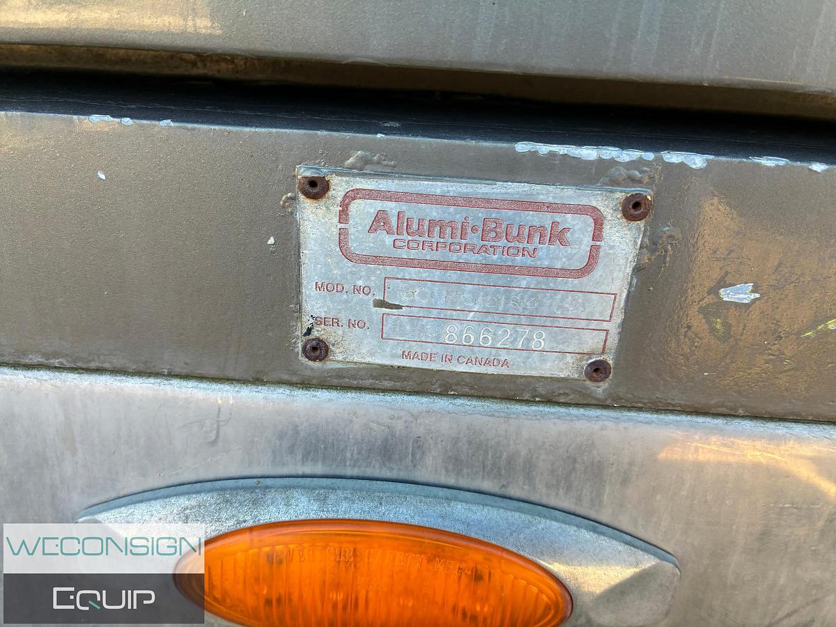 Used 1995 Freightliner FL106