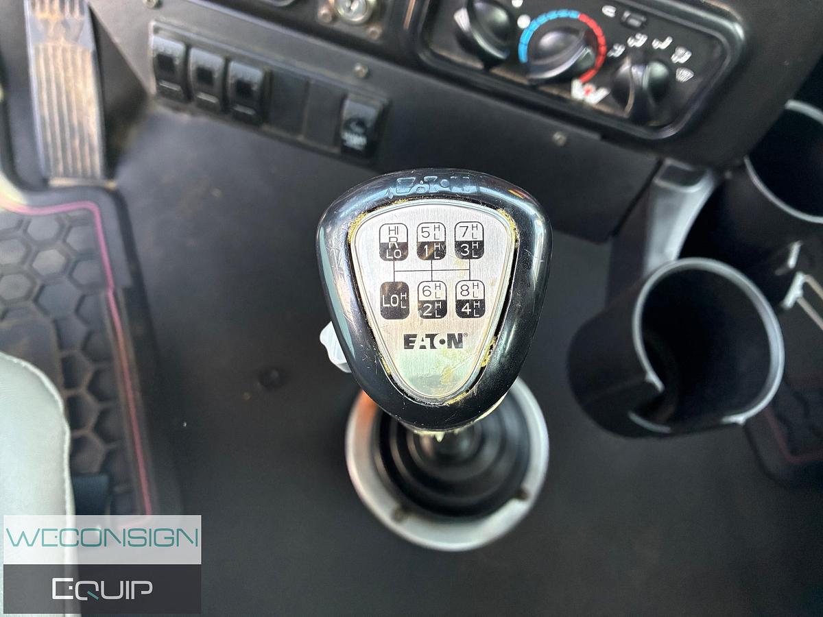 Used 2019 Western Star 4900SB Day Cab Truck Tractor