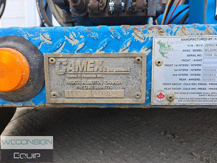 Used 2015 Kenworth T800 Tri Drive Code Semi Vac