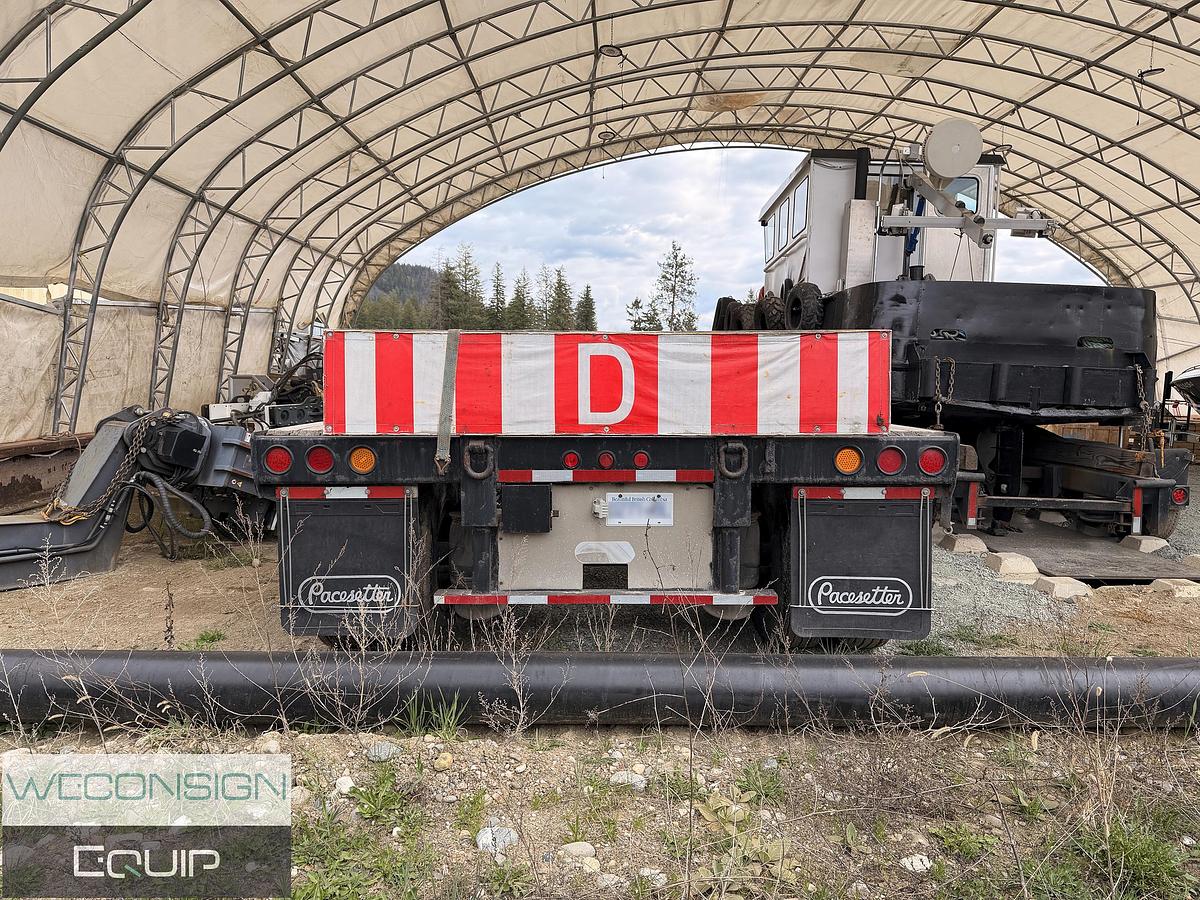 Used 2011 Pacesetter Lowbed