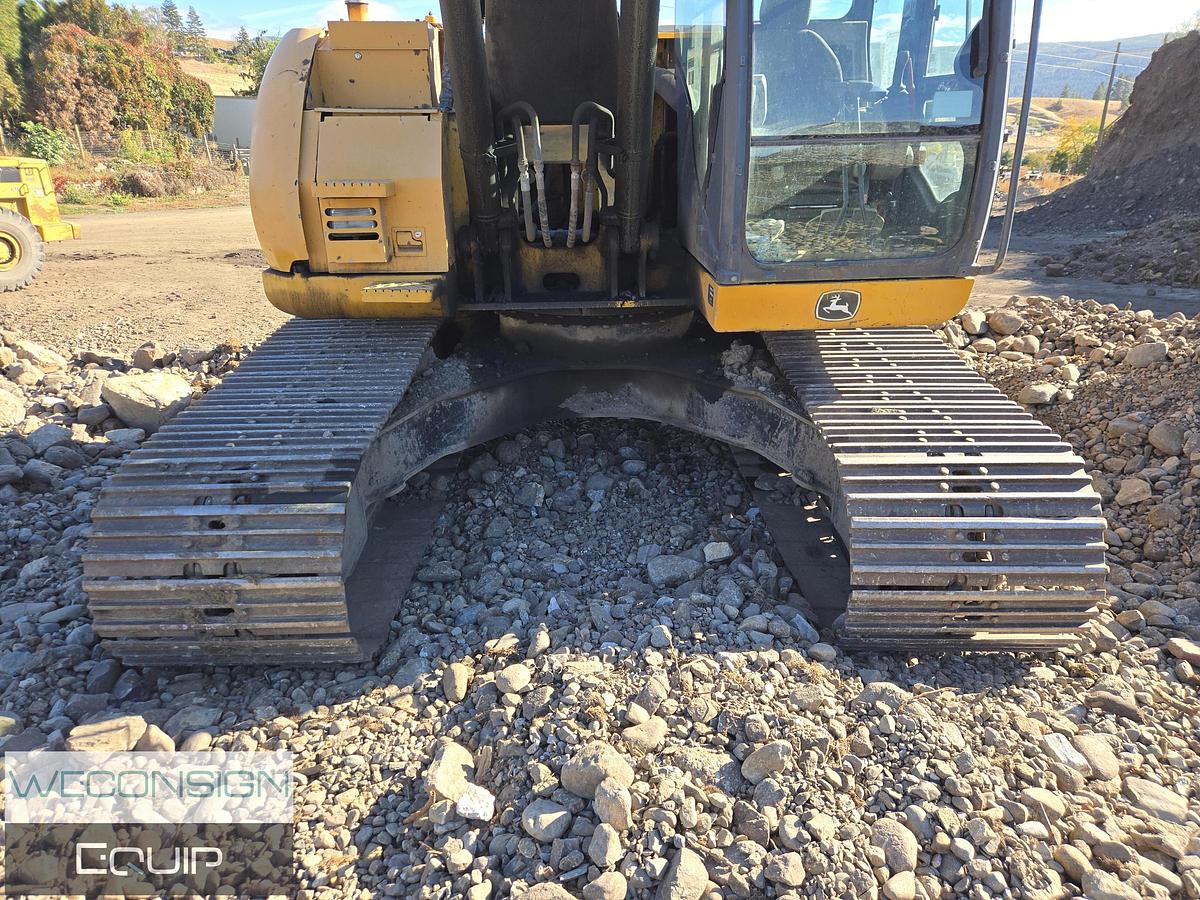 Used 2011 John Deere 225D LC