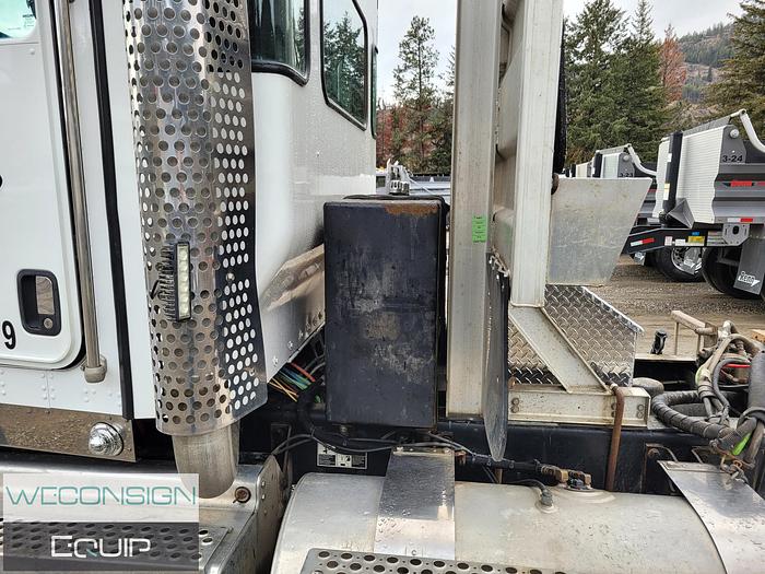 Used 2020 Kenworth T800 Heavy Haul Truck Tractor