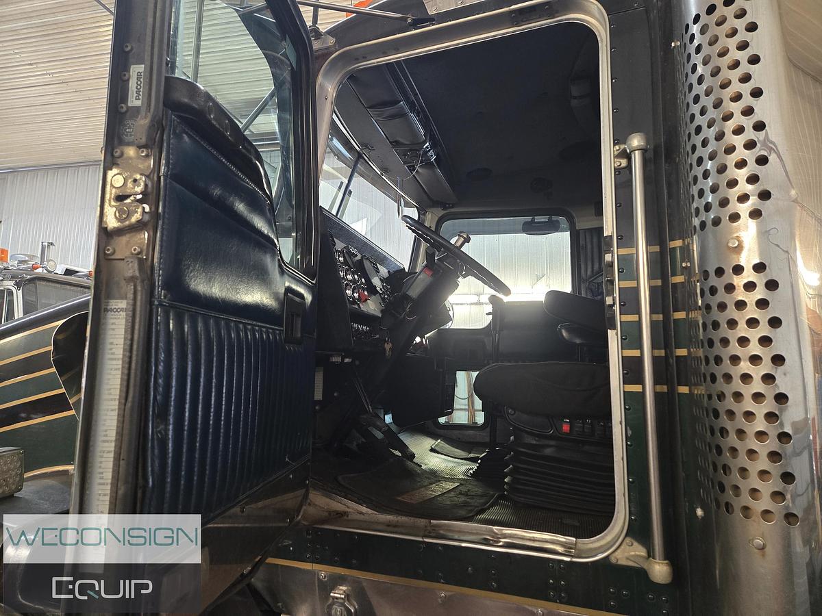 Used 1999 Kenworth Cabover