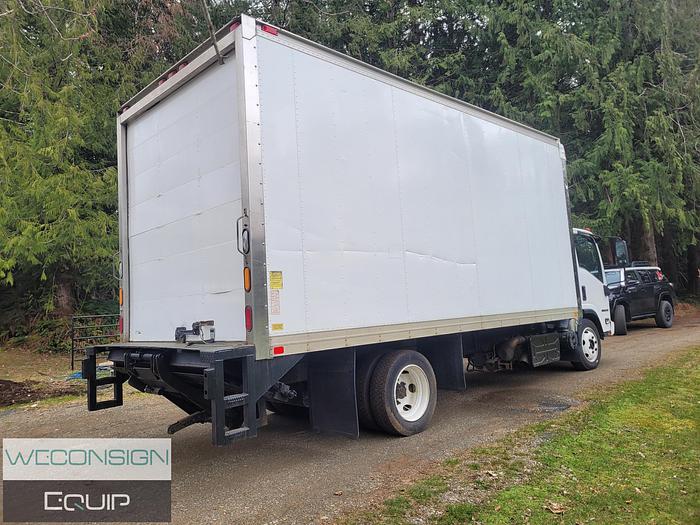 Used 2011 Isuzu NPR 18' Box/Van