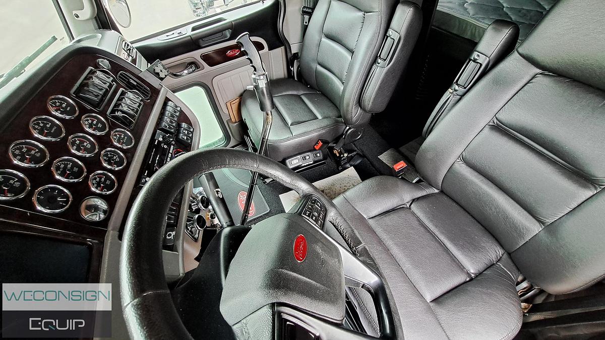 Used 2023 Peterbilt  389 Salvage