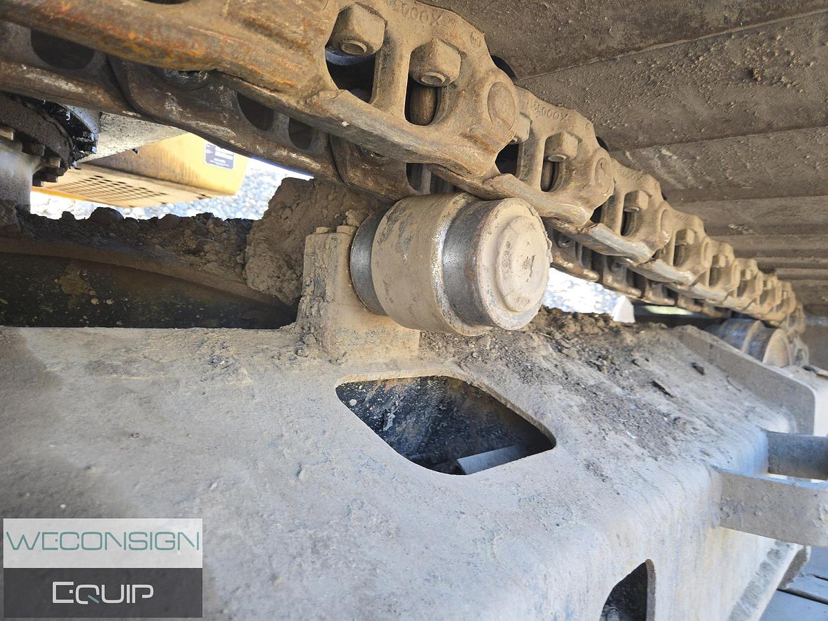 Used 2011 John Deere 225D LC