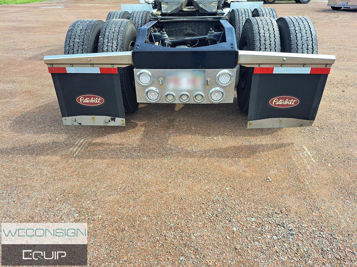 Used 2025 Peterbilt 589