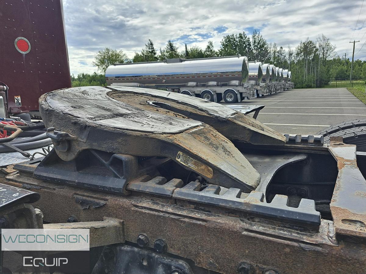 Used 2022 Peterbilt 389