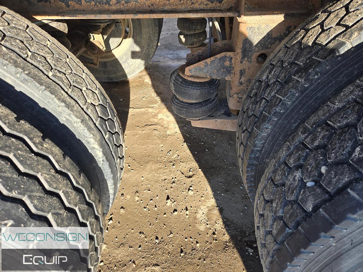 Used 2013 Midland 32'