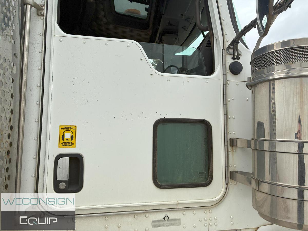 Used 2010 Kenworth SMV01