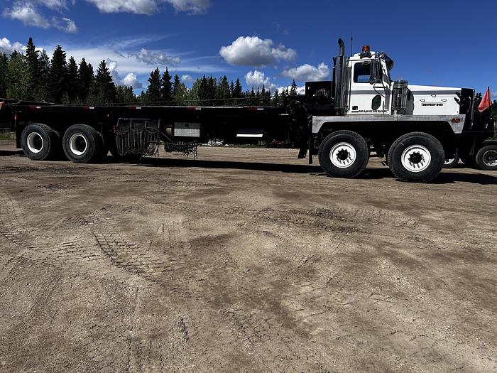 Used 2013 Western Star 6900XD Bed/Deck Truck